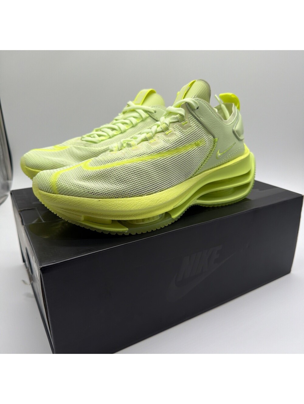 Size 9 - Nike Zoom Double Stacked Barely Volt W - Picture 4 of 11